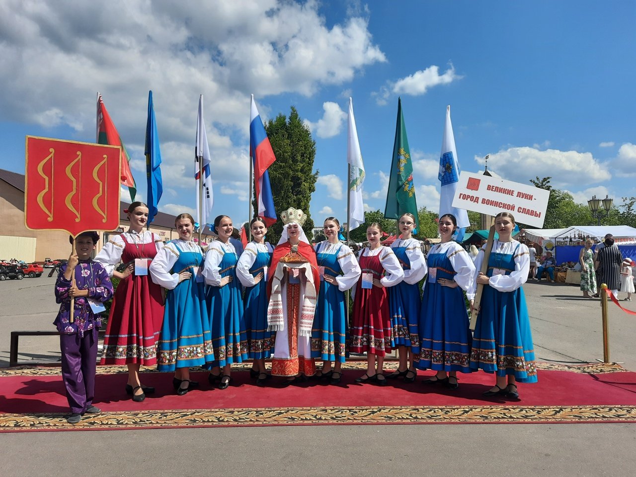 Великолучане приняли участие в фестивале «Днепровские голоса в Дубровно»