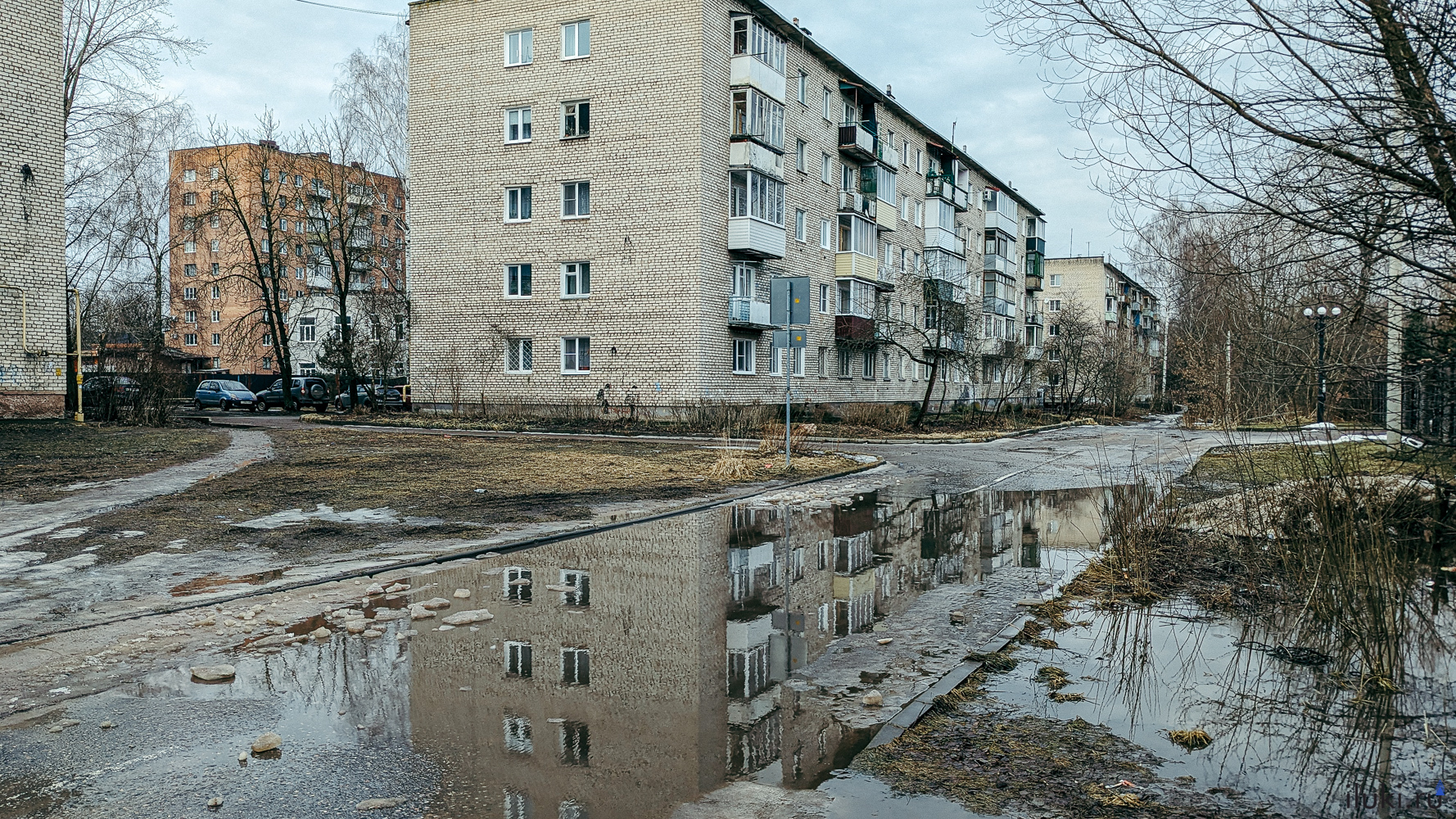 Великие Луки утопают в грязи