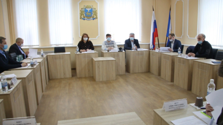Около 30 дворов, проездов и детских площадок отремонтируют дополнительно в Псков - 2021-04-29 10:13:00 - 1