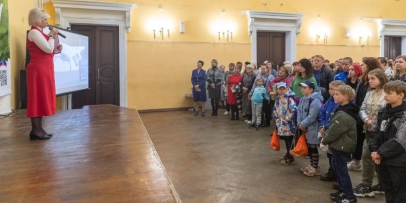 В Пскове собрали 200 тонн гуманитарных грузов - 2022-09-16 12:35:00 - 1