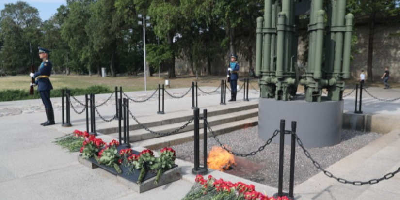 Жители Псковской области приняли участие в минуте молчания - 2023-06-22 13:35:00 - 1