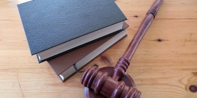 В Псковской области будут судить адвоката за разбойное нападение и убийство - 2022-02-01 15:05:00 - 1