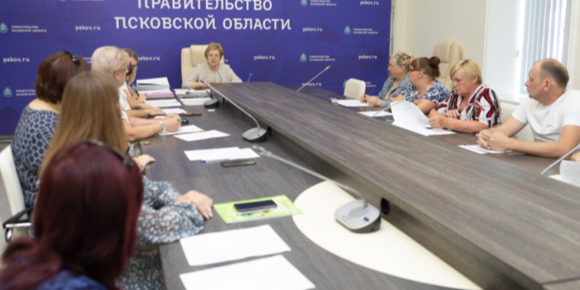 Автомобиль получат 10 многодетных семей Псковской области - 2023-06-20 14:05:00 - 1