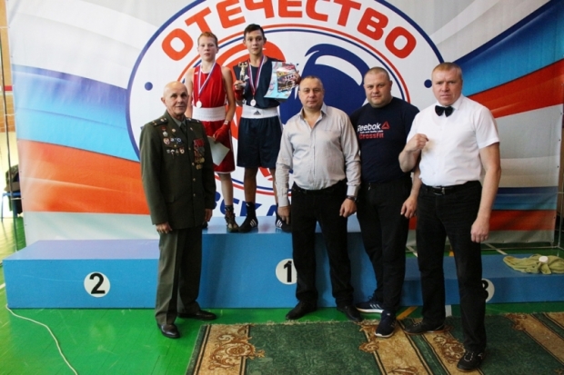 В Великих Луках завершился XXII-й Всероссийский турнир по боксу, посвященный памяти заслуженного работника физической культуры Е.А. Клевцова (+фото) - 2018-10-21 15:05:00 - 1