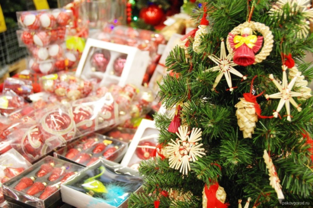 Псковичей приглашают на городскую новогоднюю ярмарку - 2018-12-27 14:00:00 - 1