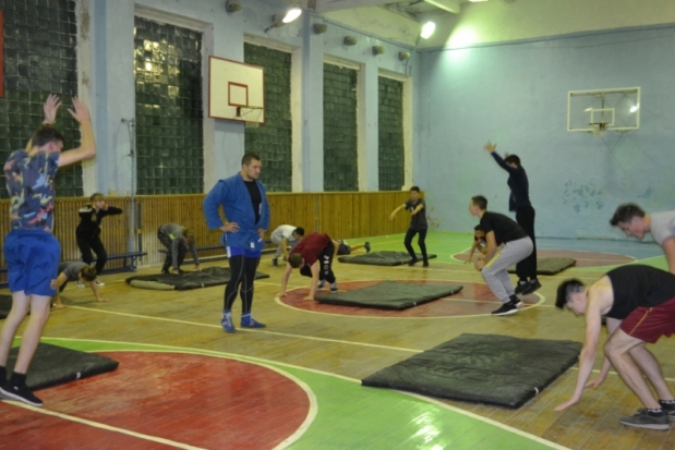 В клубе «Маргелов» прошел мастер-класс под руководством главного тренера по боевому самбо Гайнуллова Руслана Измагиловича (ФОТО) - 2018-11-12 12:05:00 - 1
