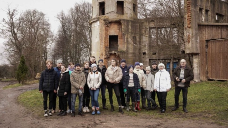 Акция «Экотур» прошла в Усадьбе Алексеевых-Брянчаниновых - 2021-04-27 15:13:00 - 1