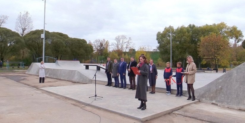 В Великих Луках официально открыли экстрим-парк - 2022-10-08 15:00:00 - 1