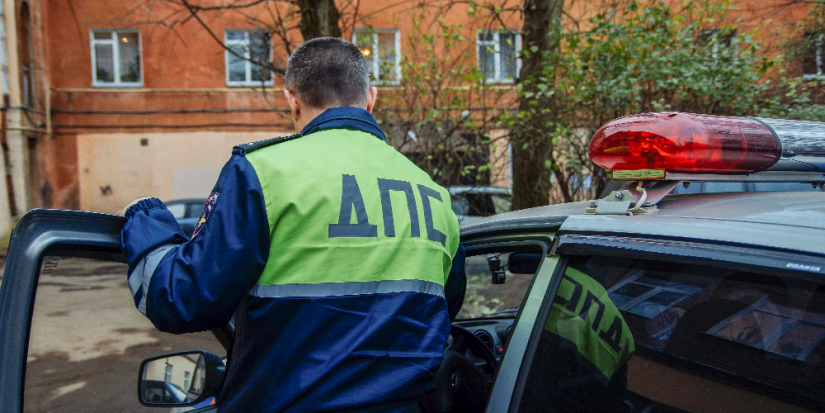 В Великих Луках сотрудники ГИБДД проведут массовые проверки - 2023-04-24 17:16:39 - 1