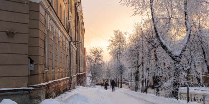 В Великих Луках установилась зимняя погода - 2021-12-08 12:36:00 - 1