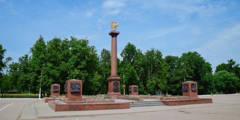 Великолучанам напоминают правила поведения на месте Комплекса Воинской славы - 2022-10-14 09:35:00 - 1