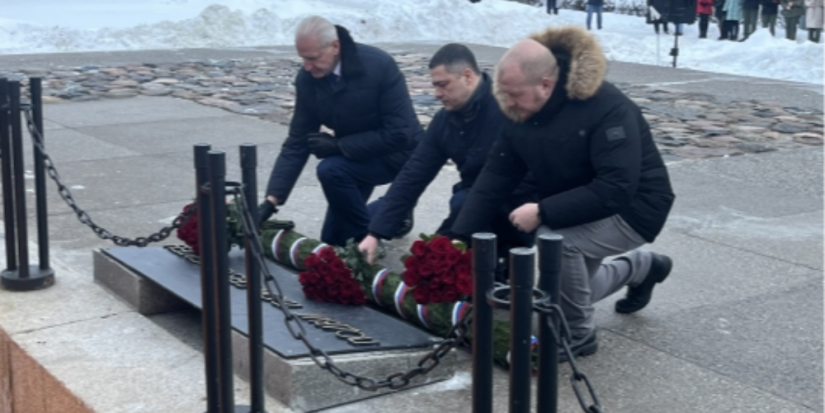 В городе Пскове почтили память Неизвестного солдата - 2023-12-04 09:05:00 - 1