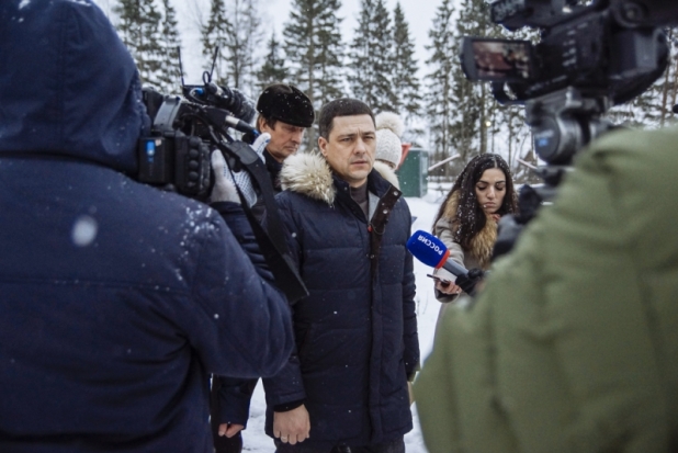 ФОТО: Михаил Ведерников осмотрел Центр по подготовке велосипедистов в Великих Луках - 2018-12-21 14:55:00 - 1