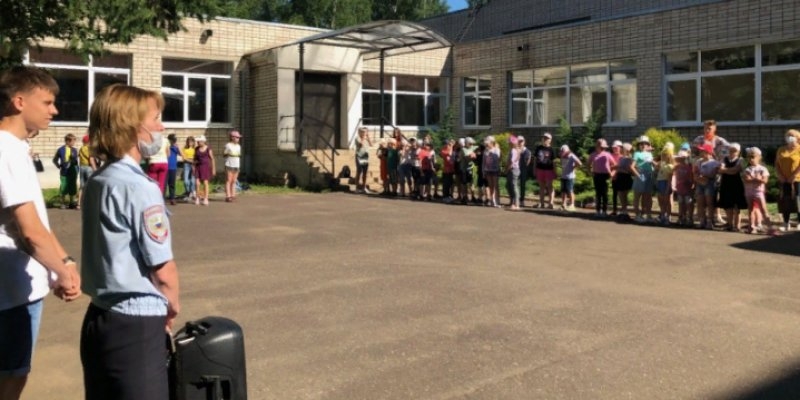 В Великих Луках прошла акция «Каникулы с Общественным советом» - 2021-06-21 14:43:00 - 1