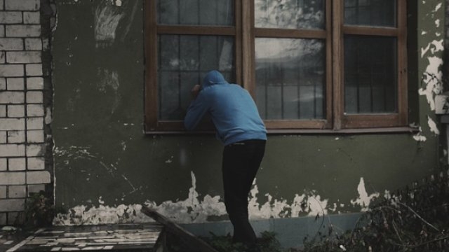 Две невельчанки подозреваются в крупной краже - 2021-05-31 13:08:20 - 1