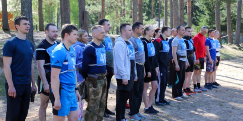 Полицейские Псковской области соревновались в служебном биатлоне - 2023-05-19 17:05:00 - 1