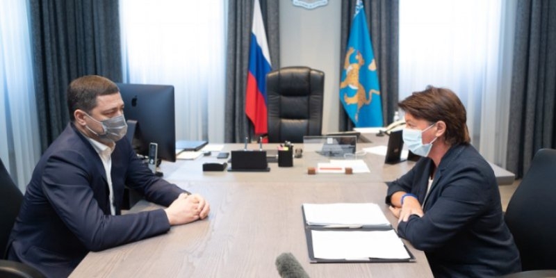Михаил Ведерников обсудил с Мариной Гаращенко вопросы прививочной кампании - 2021-07-19 17:35:00 - 1