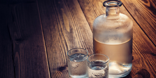 Жительница Куньинского района осуждена за торговлю самогоном - 2021-02-18 13:08:00 - 1