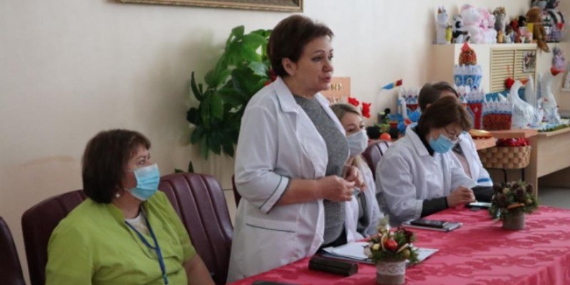 Елена Бибикова посетила Великолукский дом-интернат для престарелых и инвалидов - 2021-12-29 13:05:00 - 1