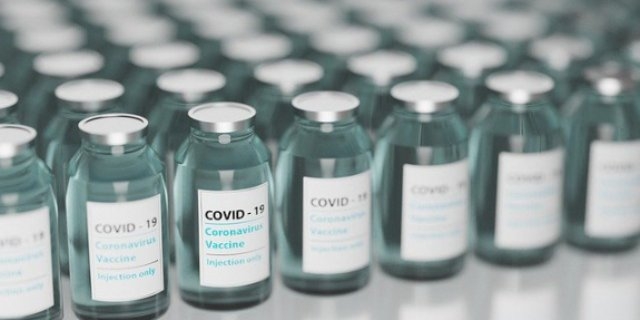 Новый пункт вакцинации для трудовых коллективов открыт в Великих Луках - 2021-07-14 11:36:00 - 1