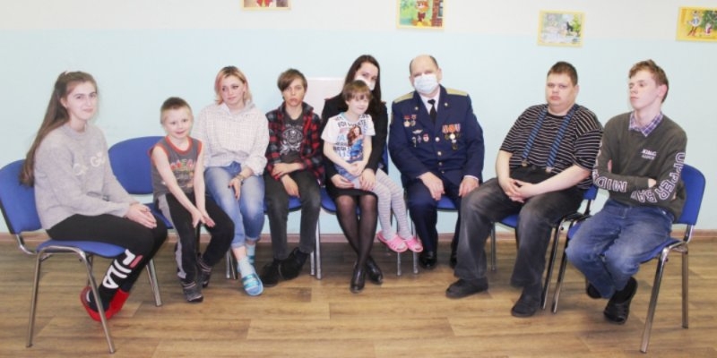 «Урок мужества» ко Дню Победы прошел в «Областном Центре семьи» - 2022-04-29 11:35:00 - 1