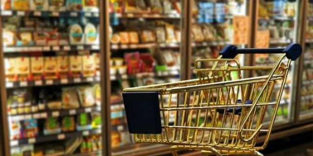 В великолукском магазине задержали похитителя коньяка и лосьона - 2021-11-09 15:05:00 - 1