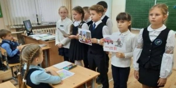 В Великих Луках проходит конкурс «Я и пожарная безопасность» - 2021-12-01 10:05:00 - 1