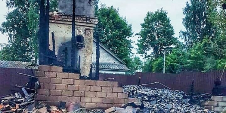 Жилой дом сгорел в Печорском районе - 2021-07-28 13:12:00 - 1