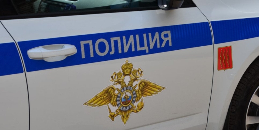 Великолукские полицейские проводят акцию «Насилию скажем - нет!» - 2022-10-11 12:35:00 - 1