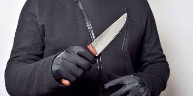 В Пскове пассажир такси напал с ножом на водителя - 2022-01-24 12:05:00 - 1