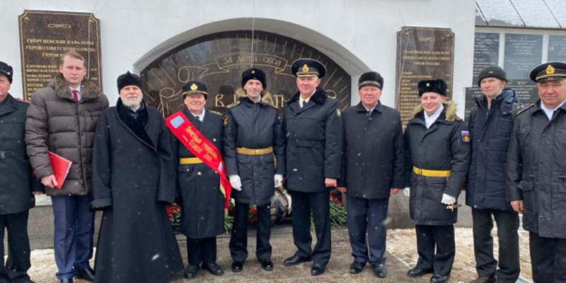 Великолучане познакомились с экипажем подводной лодки«Великие Луки» в Кронштадте - 2021-03-19 16:36:00 - 1