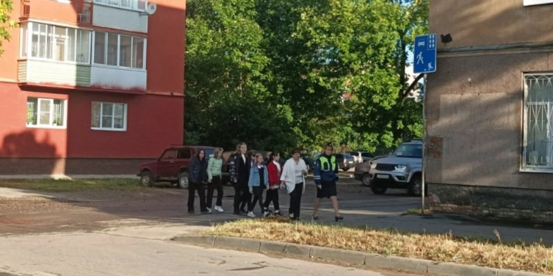 Соблюдения правил перевозки детей проверили в Великих Луках - 2022-09-02 12:35:00 - 1