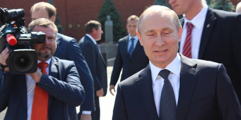 Британцев поразило крещенское видео с Путиным - 2021-01-21 18:30:00 - 1