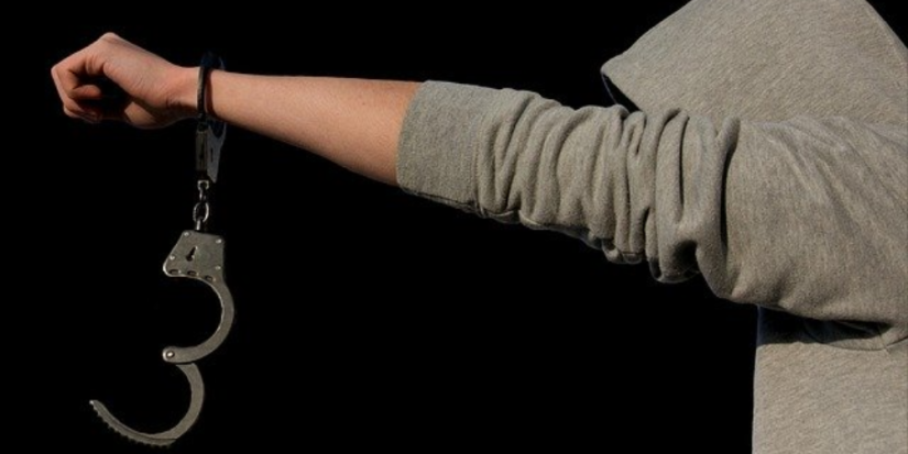 Закон об уголовной ответственности за действия коллекторов одобрил Совфед - 2023-07-09 14:05:00 - 1