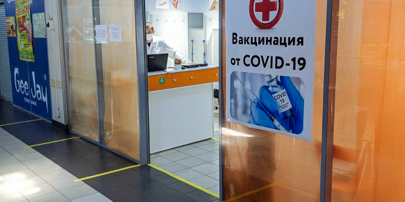 Мобильный пункт вакцинации в Великих Луках возобновил работу - 2023-01-23 12:35:00 - 1