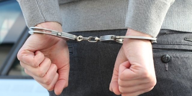 Великолучанина задержали с наркотиками, которые он раскладывал в тайники - 2021-11-12 15:05:00 - 1