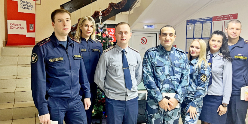 Сотрудники УФСИН Псковской области вновь посетили станцию переливания крови - 2023-12-22 17:05:00 - 1