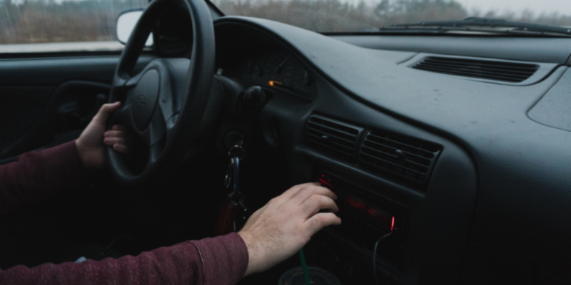 В Великих Луках 8 марта задержали нетрезвого автолюбителя - 2021-03-09 12:04:00 - 1