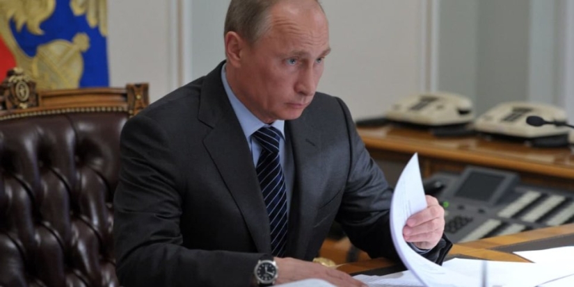 Президент подписал закон о запрете демонстрации изображений нацистов - 2021-07-01 20:00:00 - 1