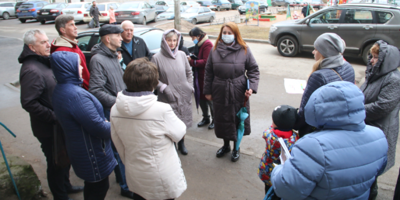 Волонтеры помогут пожилым псковичам в период замены лифтов - 2021-04-02 14:45:00 - 1