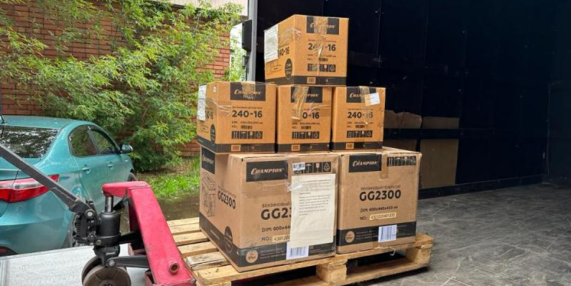 Великолучане отправили очередной гуманитарный груз для участников СВО - 2023-07-10 16:35:00 - 1