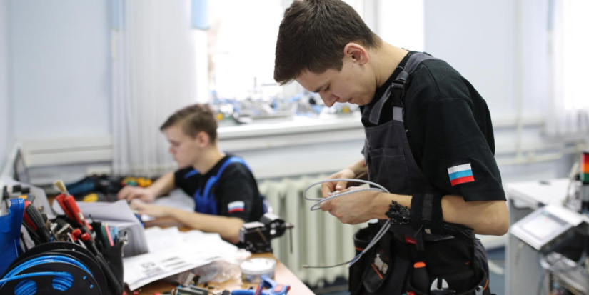 Освоить вторую профессию бесплатно смогут дети-сироты - 2023-02-12 19:05:00 - 1