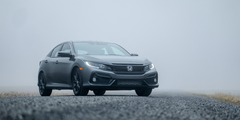 Электронные права готовятся приравнять к бумажным - 2023-07-18 18:35:00 - 1