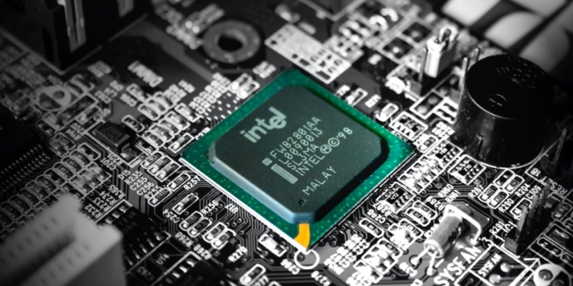 Intel приостановил поставку продукции в Россию - 2022-02-25 16:22:00 - 1