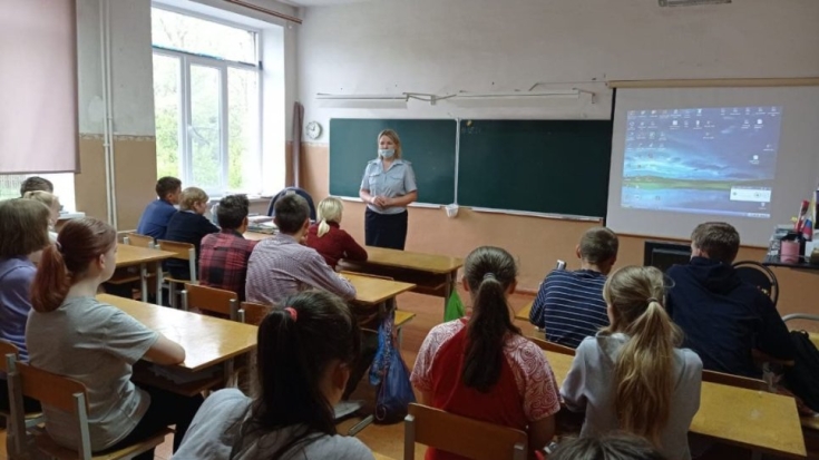 Глобальная неделя безопасности движения прошла в Великолукском районе - 2021-05-21 19:30:00 - 1