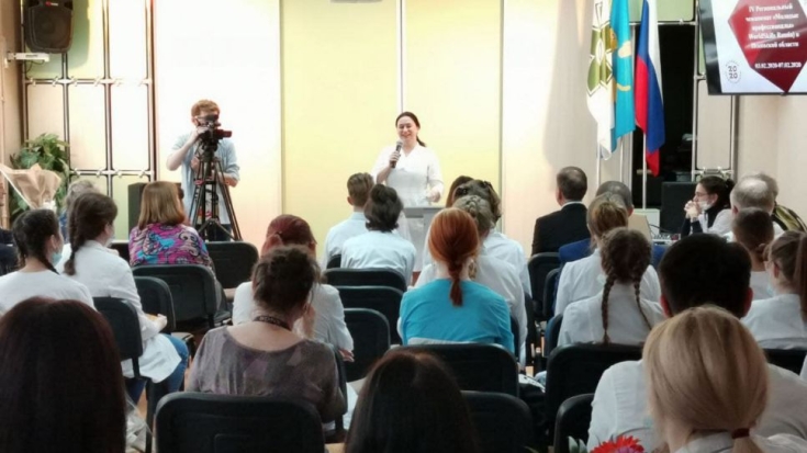 День работника скорой помощи отметили в Великолукском медицинском колледже - 2021-04-28 16:58:00 - 1