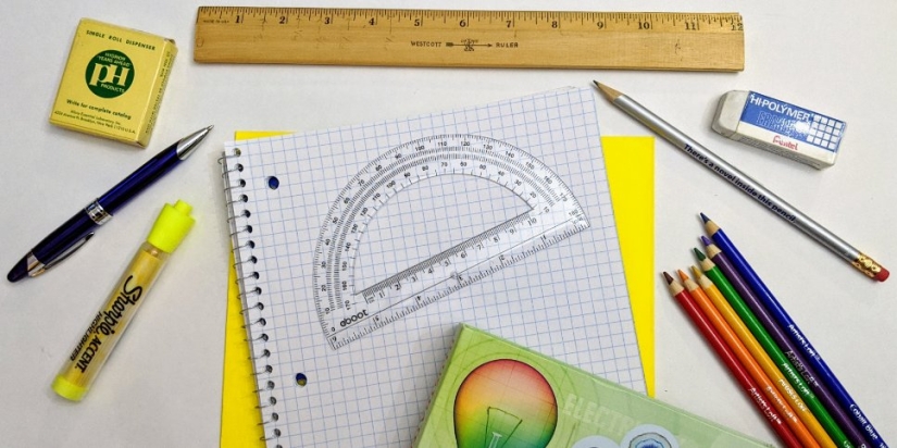 В школы зачислили более 100 тысяч первоклассников, записавшихся через Госуслуги - 2022-07-15 14:25:00 - 1