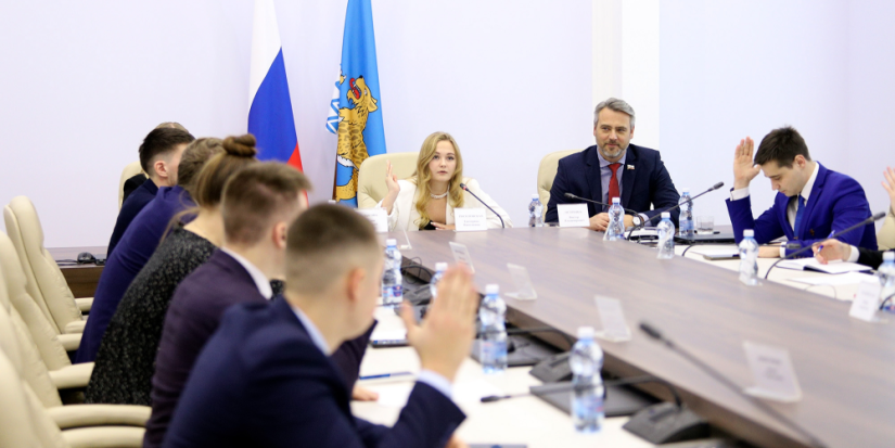 Молодёжный парламент подвёл итоги двухлетней работы - 2023-11-25 11:05:00 - 1