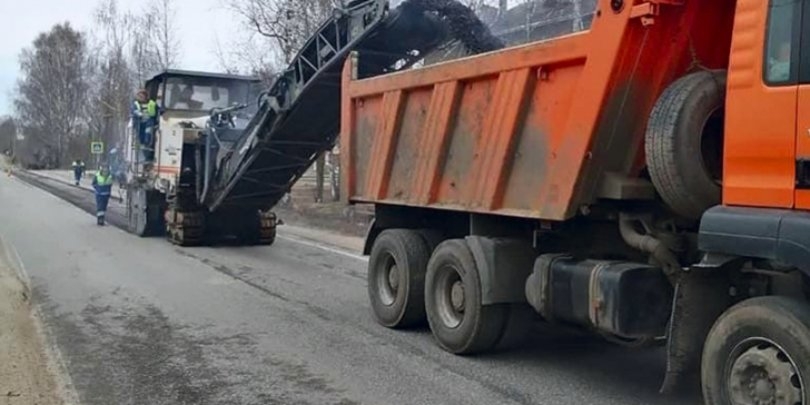 На трассе Порхов – Успенье ведутся дорожные работы - 2022-04-19 11:05:00 - 1