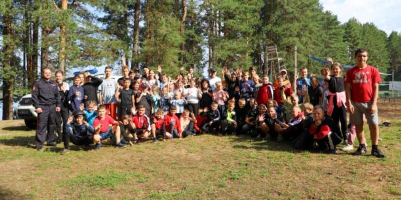 Псковские полицейские посетили оздоровительный лагерь «Радуга» - 2023-08-14 12:05:00 - 1